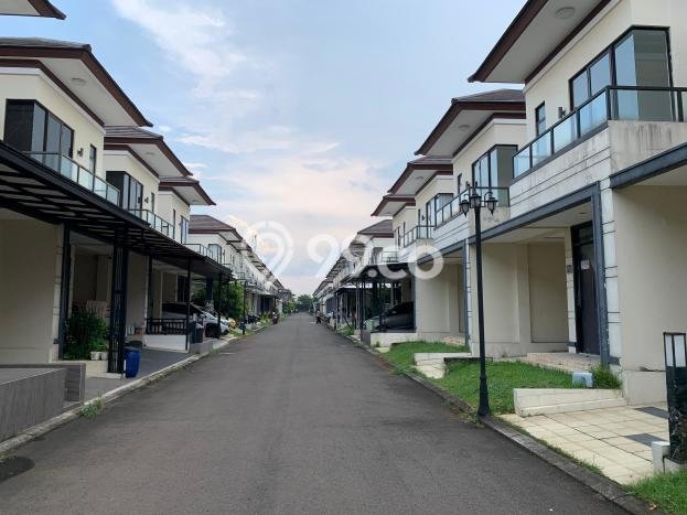 Rumah LT 84m² Newly Built di Lokasi Prestisius Suvarna Sutera, Tangerang Rumah LT 84m² Newly Built di Lokasi Prestisius Suvarna Sutera, Tangerang