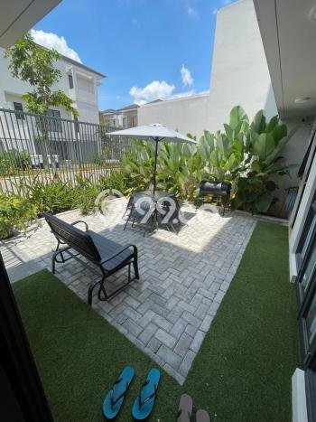 Rumah Elit Akses Strategis di Tangerang Full Furnished Rumah Elit Akses Strategis di Tangerang Full Furnished