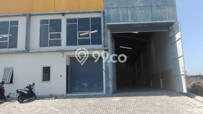 Gudang Paling Dicari LB 540m2 Dijual di Manyar Gudang Paling Dicari LB 540m2 Dijual di Manyar