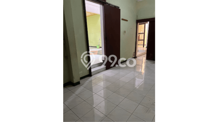 Lokasi strategis! Rumah siap huni disewakan di Rungkut LB 400m2 Lokasi strategis! Rumah siap huni disewakan di Rungkut LB 400m2