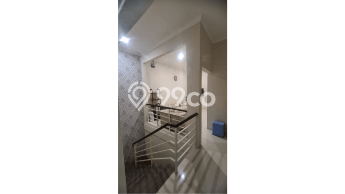 Dijual Cepat Rumah Favorit Siap Huni LB 120m2 di Mulyorejo, Surabaya Dijual Cepat Rumah Favorit Siap Huni LB 120m2 di Mulyorejo, Surabaya