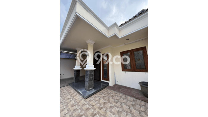 Lokasi terbaik! Rumah siap huni disewakan di Dukuh Pakis LB 97m2 Lokasi terbaik! Rumah siap huni disewakan di Dukuh Pakis LB 97m2