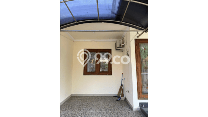 Lokasi terbaik! Rumah siap huni disewakan di Dukuh Pakis LB 97m2 Lokasi terbaik! Rumah siap huni disewakan di Dukuh Pakis LB 97m2