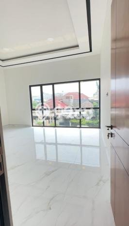 For Sale Rumah Elit Exclusive di Sukolilo, Surabaya For Sale Rumah Elit Exclusive di Sukolilo, Surabaya