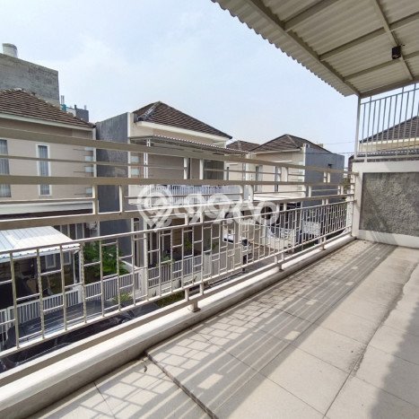Rumah Modern Cantik 2 KT Bisa Langsung Pindah di Sambikerep Rumah Modern Cantik 2 KT Bisa Langsung Pindah di Sambikerep