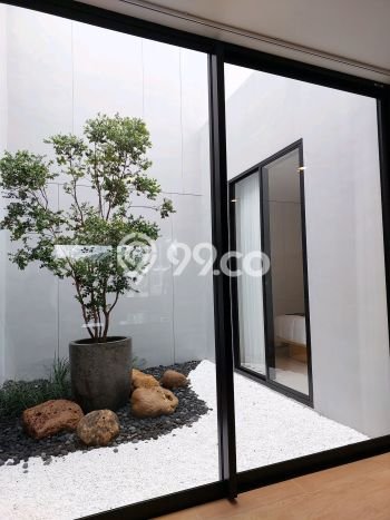 Hot Offer Hunian Premium Ideal dan Luas di Mulyorejo, Surabaya Hot Offer Hunian Premium Ideal dan Luas di Mulyorejo, Surabaya