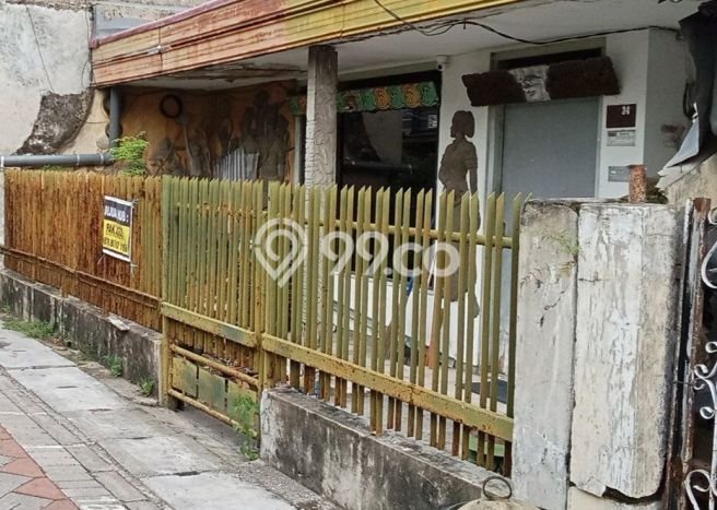 Jual Rumah Harga Miring Tambaksari Punya 3 Kamar & LT 160m2 Jual Rumah Harga Miring Tambaksari Punya 3 Kamar & LT 160m2