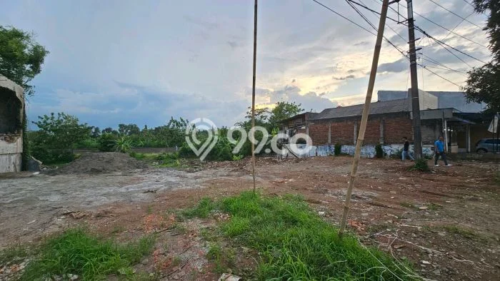 Lahan Dijual Lokasi Karawang Timur, Karawang dengan Luas Tanah 2503m2 dan Status SHM Lahan Dijual Lokasi Karawang Timur, Karawang dengan Luas Tanah 2503m2 dan Status SHM