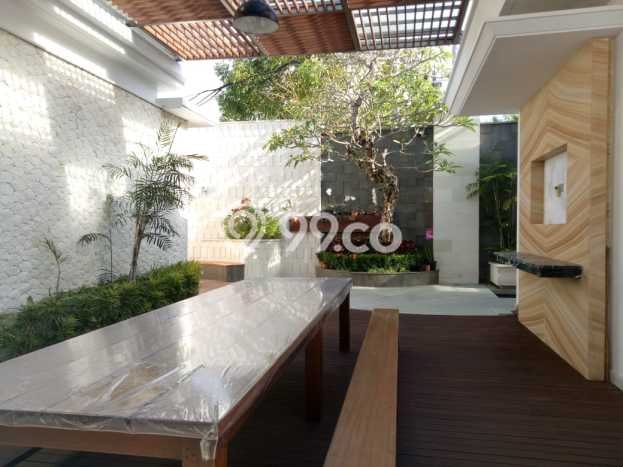 Vila Kawasan , Dimensi 1330m2m², Lingkungan Tenang untuk hunian Vila Kawasan , Dimensi 1330m2m², Lingkungan Tenang untuk hunian