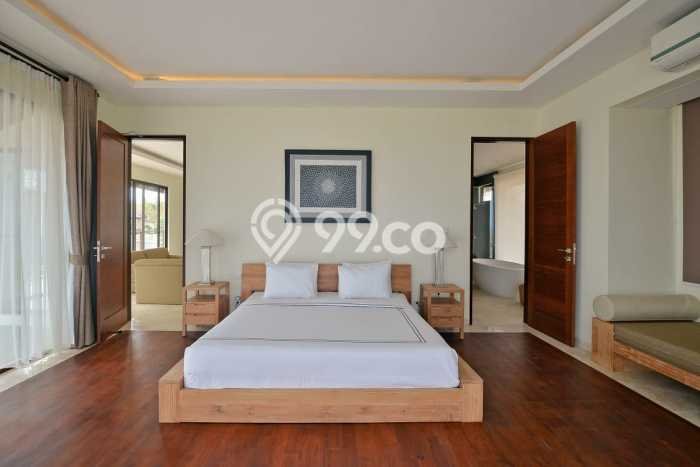 Dijual Vila di , Ukuran 1650m2m², Lingkungan Asri Dijual Vila di , Ukuran 1650m2m², Lingkungan Asri