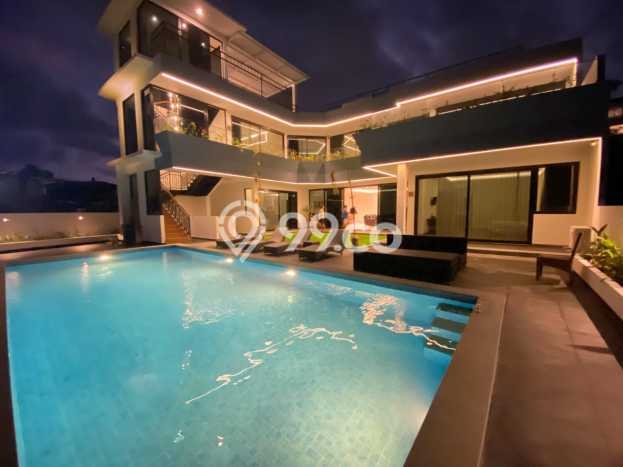 Dijual! Vila Kawasan , Area 550m2m², Posisi Premium Dijual! Vila Kawasan , Area 550m2m², Posisi Premium