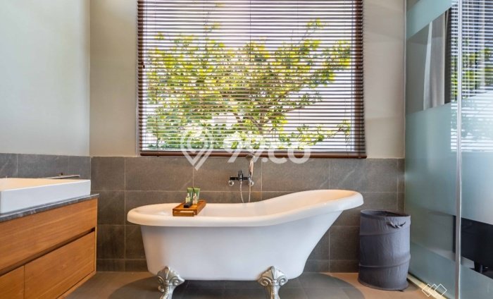 Vila Terawat Kawasan , Dimensi 500m2m², Posisi Premium dengan akses mudah Vila Terawat Kawasan , Dimensi 500m2m², Posisi Premium dengan akses mudah