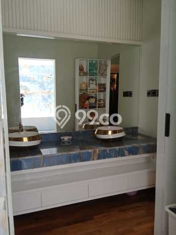 Dijual Cepat! Vila Kawasan , Dimensi 744m2m², Lokasi Premium dekat dengan berbagai kebutuhan Dijual Cepat! Vila Kawasan , Dimensi 744m2m², Lokasi Premium dekat dengan berbagai kebutuhan