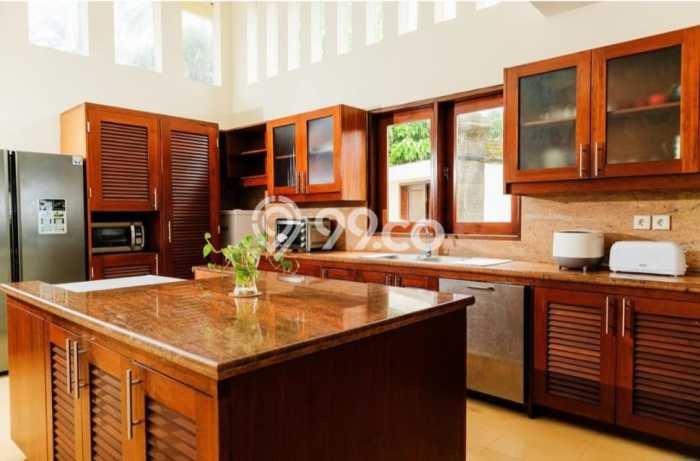 Kesempatan Terbaik! Vila di , Ukuran 2246m2m², Kawasan Prospektif dengan potensi meningkat Kesempatan Terbaik! Vila di , Ukuran 2246m2m², Kawasan Prospektif dengan potensi meningkat