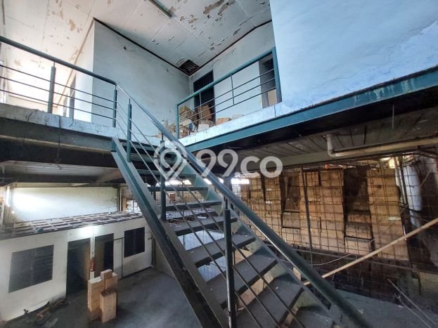 Gudang Dijual di Prime Area Bandung Luas 900m2 Gudang Dijual di Prime Area Bandung Luas 900m2