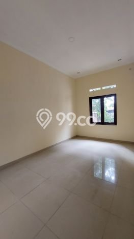 Jarang Ada! Rumah Kontrakan 4 Kamar Bagus Siap Huni Turangga Jarang Ada! Rumah Kontrakan 4 Kamar Bagus Siap Huni Turangga