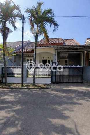 Dijual Hunian Rumah Terawat 3 Kamar di Sukmajaya, Depok Dijual Hunian Rumah Terawat 3 Kamar di Sukmajaya, Depok