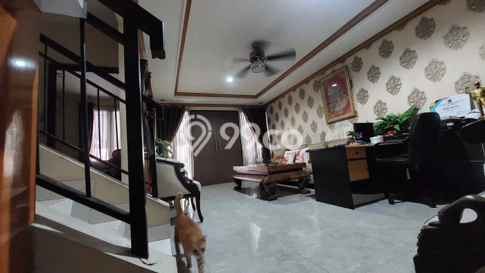 Jual Rumah Eksklusif 4 KT di Jababeka, Bekasi Jual Rumah Eksklusif 4 KT di Jababeka, Bekasi