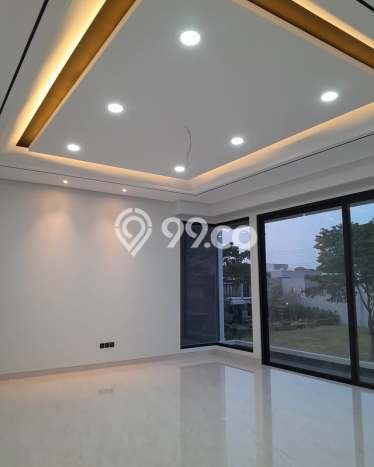 Hunian Elit LB 650m2 Siap Pakai Desain Elegan di Citraland, Surabaya Hunian Elit LB 650m2 Siap Pakai Desain Elegan di Citraland, Surabaya