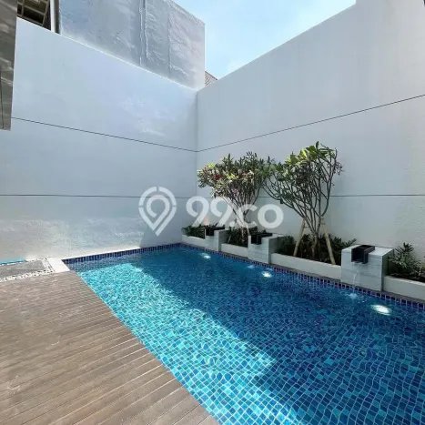 Rumah Luxury Modern Tanpa Renovasi di Citraland Surabaya Rumah Luxury Modern Tanpa Renovasi di Citraland Surabaya