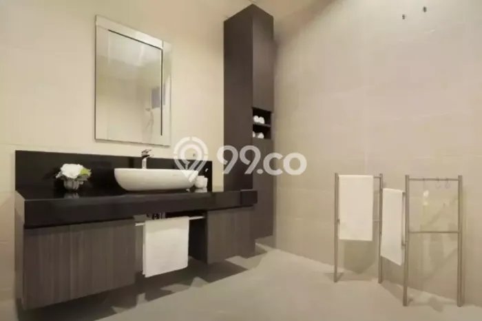 Rumah Elit Modern Tanpa Renovasi di Wisata Bukit Mas Surabaya Rumah Elit Modern Tanpa Renovasi di Wisata Bukit Mas Surabaya