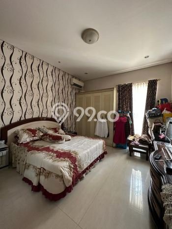 Rumah Mewah LB 350m2 Siap Pakai Desain Elegan di Citraland, Surabaya Rumah Mewah LB 350m2 Siap Pakai Desain Elegan di Citraland, Surabaya