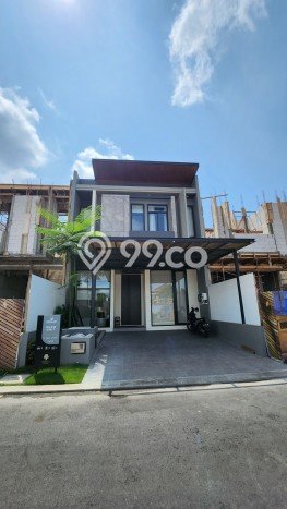 Rumah Luxury Modern Siap Huni di Citraland Surabaya Rumah Luxury Modern Siap Huni di Citraland Surabaya