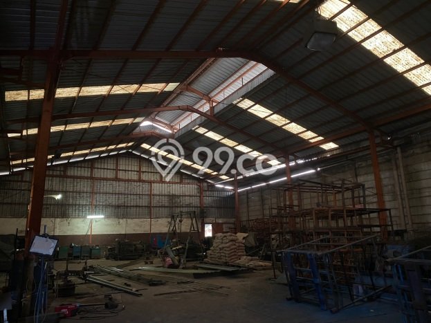 Unit Gudang Paling Strategis di Citeureup Bogor dengan LB 2300m2 Unit Gudang Paling Strategis di Citeureup Bogor dengan LB 2300m2