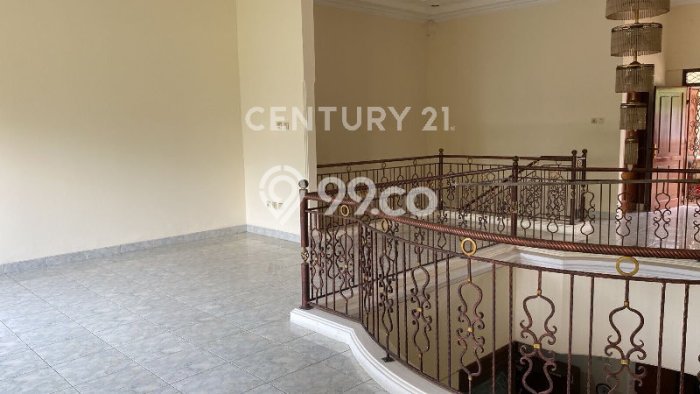 Rumah Minimalis 3 KT LT 190m2 di Taman Kopo Indah Rumah Minimalis 3 KT LT 190m2 di Taman Kopo Indah