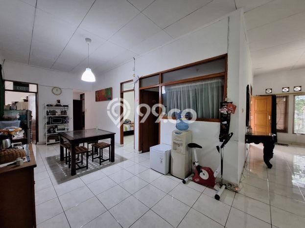 Tersedia Rumah Kost di Sayap Dago, Bandung 13 Kamar Tersedia Rumah Kost di Sayap Dago, Bandung 13 Kamar