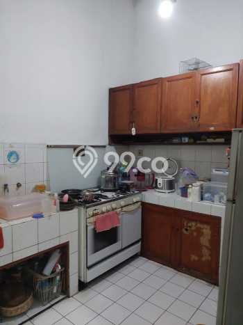 Kost Dijual di Kota Baru Parahyangan dengan 6 KT dan Luas 120m2 Kost Dijual di Kota Baru Parahyangan dengan 6 KT dan Luas 120m2