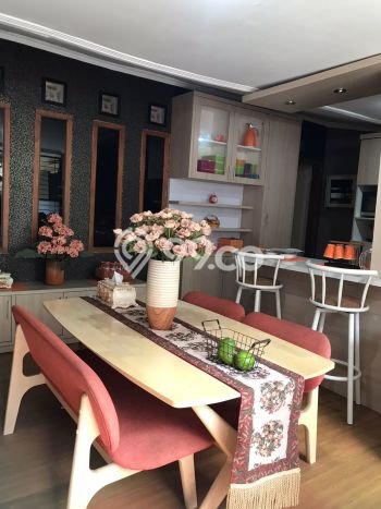 Jual Rumah Bagus Siap Huni LB 180m2 di Cimahi Tengah, Cimahi Jual Rumah Bagus Siap Huni LB 180m2 di Cimahi Tengah, Cimahi