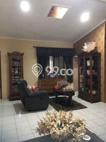 Jual Rumah Bagus Siap Huni LB 180m2 di Cimahi Tengah, Cimahi Jual Rumah Bagus Siap Huni LB 180m2 di Cimahi Tengah, Cimahi