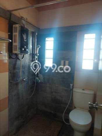 Siap Huni Rumah Mewah 7 Kamar di Cimahi Tengah Dekat ke Mana Pun Siap Huni Rumah Mewah 7 Kamar di Cimahi Tengah Dekat ke Mana Pun