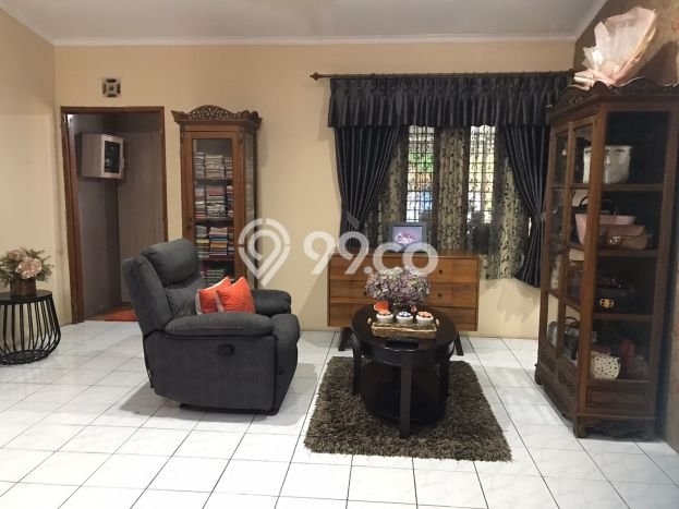 Jual Rumah Bagus Siap Huni LB 180m2 di Cimahi Tengah, Cimahi Jual Rumah Bagus Siap Huni LB 180m2 di Cimahi Tengah, Cimahi