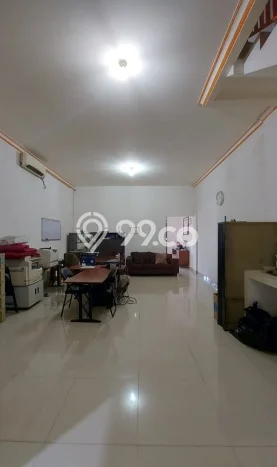 Ruko Dijual di Prime Area Jakarta Timur Luas 120m2 Ruko Dijual di Prime Area Jakarta Timur Luas 120m2
