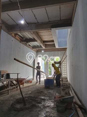 Dijual Rumah 4 Kamar Lokasi Ideal Bagus dan Strategis di Duren Sawit Dijual Rumah 4 Kamar Lokasi Ideal Bagus dan Strategis di Duren Sawit