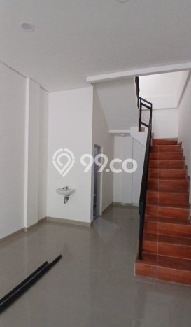 Ruko Bagus Dijual LB 75m2 Lokasi Strategis Jakarta Timur Area Cocok untuk Berbisnis Ruko Bagus Dijual LB 75m2 Lokasi Strategis Jakarta Timur Area Cocok untuk Berbisnis