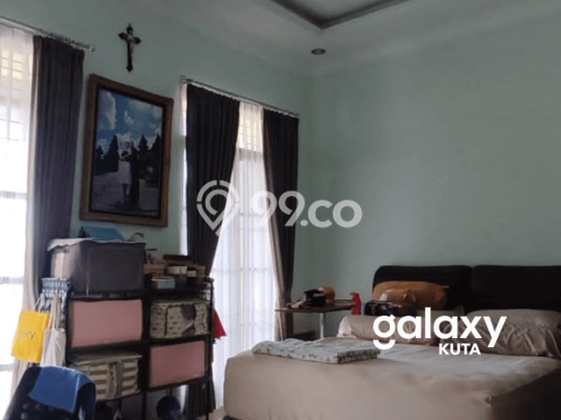 Rumah Strategis Renon, Denpasar, Luas 200m2m² LB 288m2m² Rumah Strategis Renon, Denpasar, Luas 200m2m² LB 288m2m²