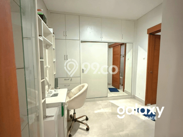 Rumah Elit LB 390m2 Siap Pakai Desain Elegan di Kesiman, Denpasar Rumah Elit LB 390m2 Siap Pakai Desain Elegan di Kesiman, Denpasar