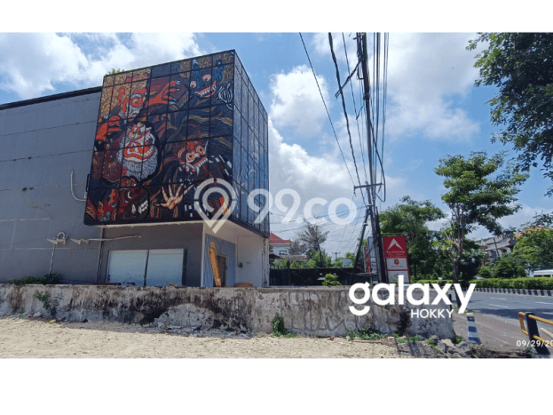 Ruko disewakan di Seminyak Badung dengan luas bangunan 240m2 Ruko disewakan di Seminyak Badung dengan luas bangunan 240m2