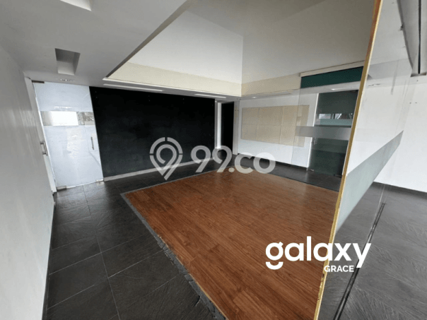 LOKASI STRATEGIS! Gudang di Kerobokan, Luas 673m², Kawasan Komersial LOKASI STRATEGIS! Gudang di Kerobokan, Luas 673m², Kawasan Komersial