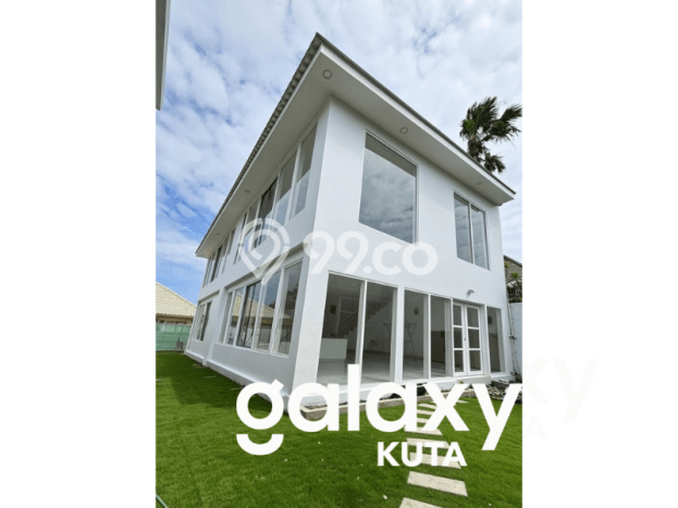 LOKASI STRATEGIS! Vila Kawasan , Luas 300m2m², Lingkungan Prima LOKASI STRATEGIS! Vila Kawasan , Luas 300m2m², Lingkungan Prima