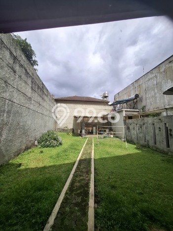 Ready to Use! Premium House LT 340m2 Desain Elegan di Setiabudi Ready to Use! Premium House LT 340m2 Desain Elegan di Setiabudi