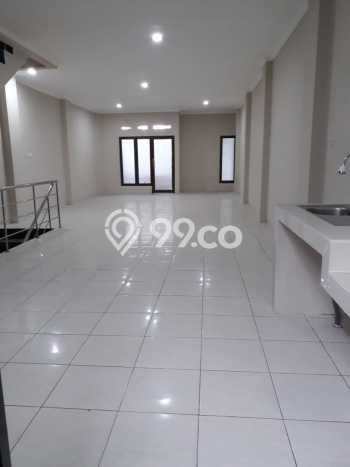 Untuk Dijual! Ruko di Holis Cigondewah Bandung LT 125m2 / LB 270m2 Kawasan Bisnis Untuk Dijual! Ruko di Holis Cigondewah Bandung LT 125m2 / LB 270m2 Kawasan Bisnis