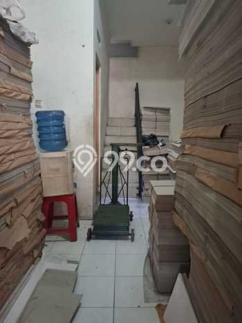 Lokasi Strategis! Dijual Ruko Bisnis di Bojongloa Kidul, Bandung Kondisi Baik Lokasi Strategis! Dijual Ruko Bisnis di Bojongloa Kidul, Bandung Kondisi Baik