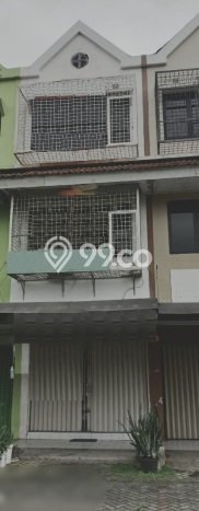 Ruko Kawasan Bisnis di , Luas 180m2m², Jalan Utama Ruko Kawasan Bisnis di , Luas 180m2m², Jalan Utama
