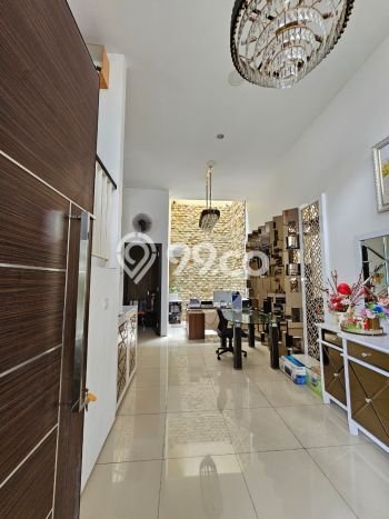 Disewakan! Rumah 4 Kamar Tidur &
3 Kamar Mandi di Kalideres, Jakarta Barat Disewakan! Rumah 4 Kamar Tidur &
3 Kamar Mandi di Kalideres, Jakarta Barat