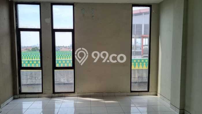 Ruko Dijual Lokasi Emas di Kebayoran Lama Luas 263m2 Ruko Dijual Lokasi Emas di Kebayoran Lama Luas 263m2