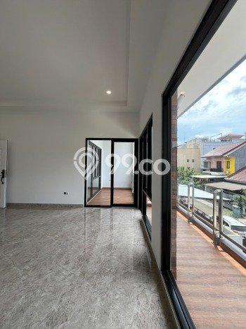 Best Deal Hunian Mewah Ideal dan Luas di BSD, Tangerang Selatan Best Deal Hunian Mewah Ideal dan Luas di BSD, Tangerang Selatan